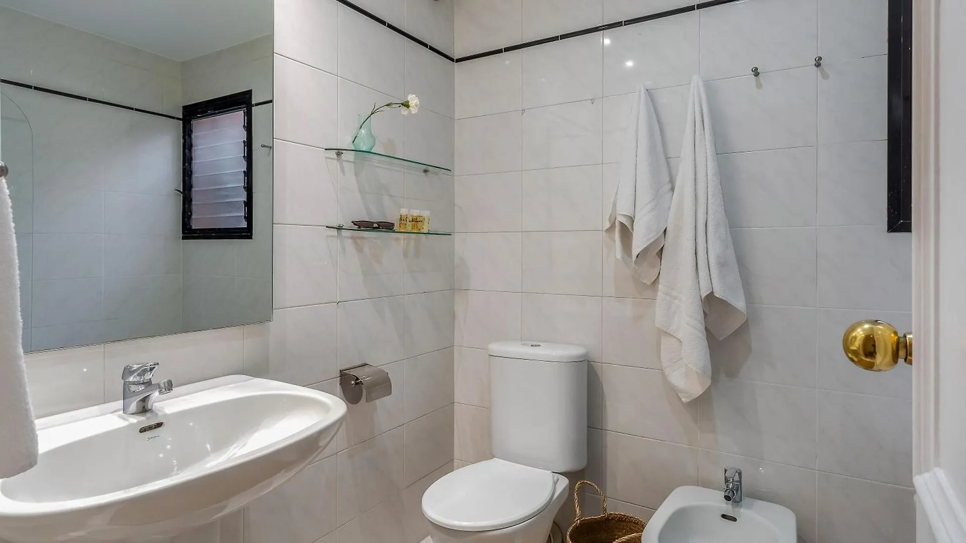 Apartment Canela Homes Barcelona Ninot Spain