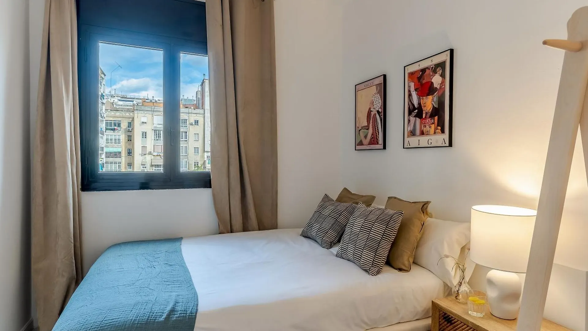 Canela Homes Barcelona Ninot Apartment